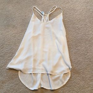 White high-low tank
